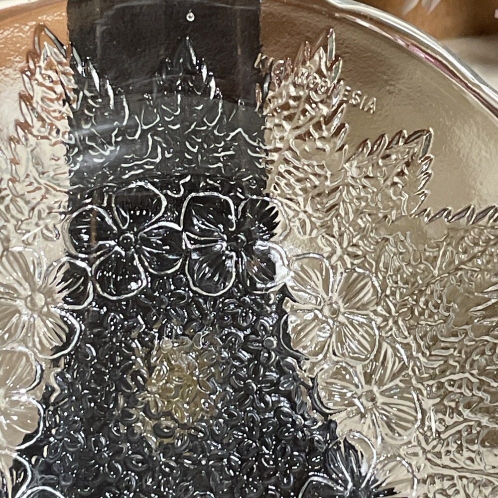 Vintage KIG Indonesia Plate 6" Clear Pressed Glass Floral Scalloped‎ Edge